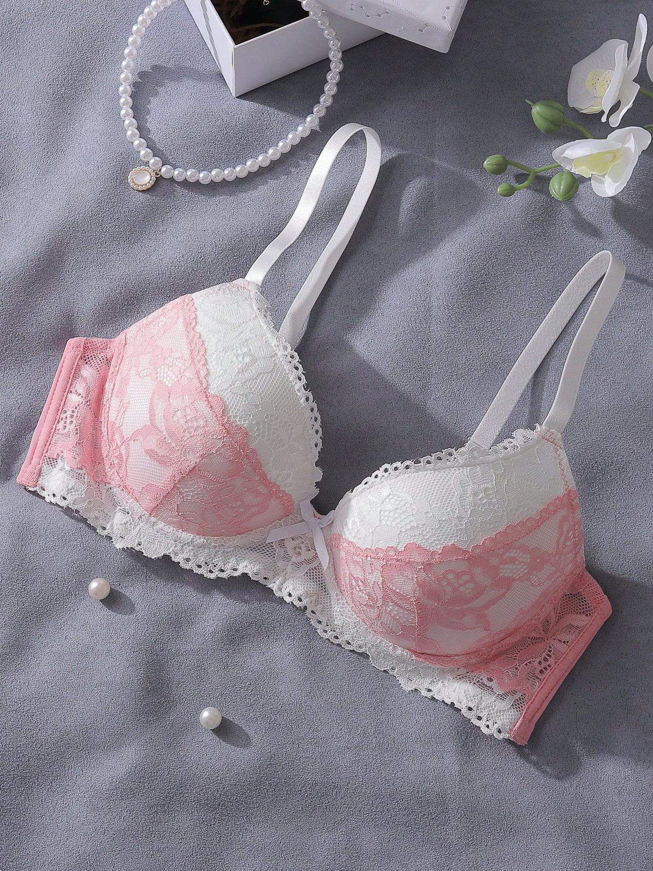 Pink and White Lace Patchwork  – Underwire Bra Padded Bewertung und Preis